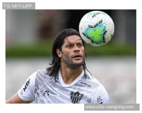 米内罗竞技高层称赞胡尔克为球队历史前三球员赛季结束后再讨论未来计划