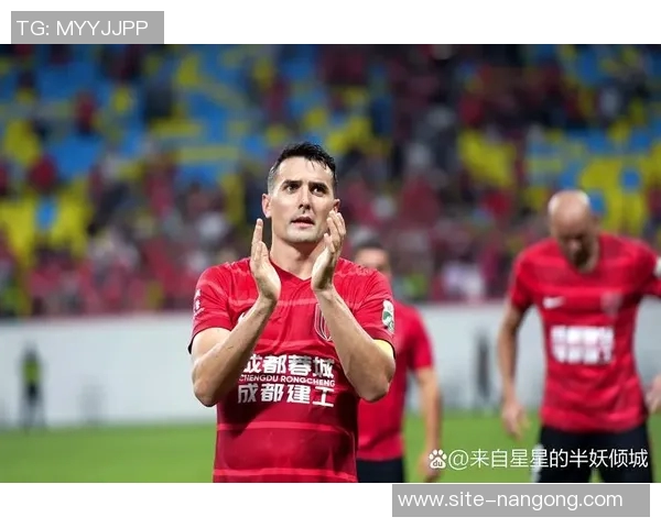 本赛季欧冠年长球员榜单揭晓帕斯维尔领衔诺伊尔莱万紧随其后 本赛季欧冠年长球员榜单揭晓帕斯维尔领衔诺伊尔莱万紧随其后