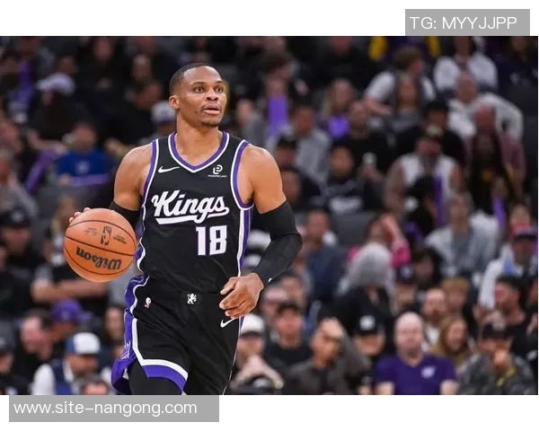 距离新赛季仅剩17天威少仍无下家鹿媒热议我鹿是否应追逐他 距离新赛季仅剩17天威少仍无下家鹿媒热议我鹿是否应追逐他