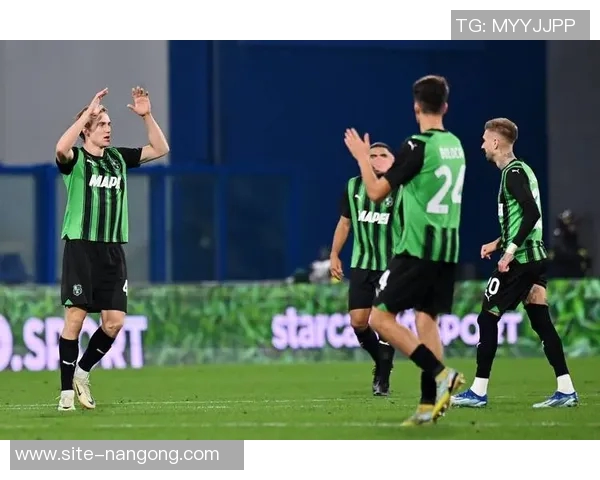 萨索洛后卫开场仅5秒送点球转播刚开始就引发热议 萨索洛后卫开场仅5秒送点球转播刚开始就引发热议