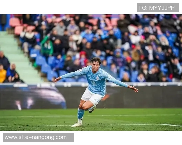 阿连德表达焦虑不安对未来的无奈与迷茫是否会留在迈阿密