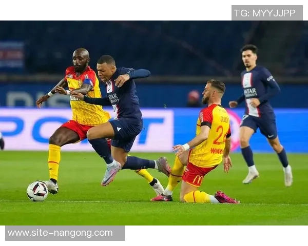 法甲赛季分析:朗斯主场迎战轻松拿下三分的精彩预测